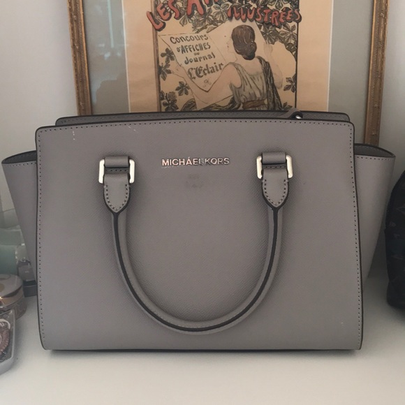 Michael Kors Handbags - MICHAEL KORS SELMA MEDIUM SATCHEL